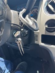 2013 Ford F-150 XLT - Interior Steering Wheel With Keys Image